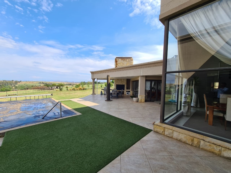 5 Bedroom Property for Sale in Balley Duff Free State